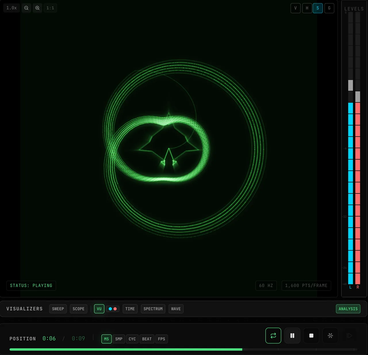 Clicking Play in the transport bar under the scope: the display comes alive with green looping shapes from the Scope Etude demo track while the LEVELS meters bounce